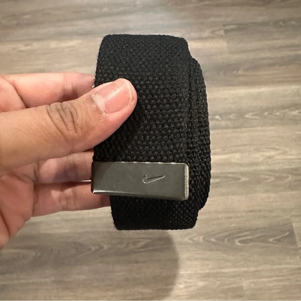 Nike Set of 2 Men’s Belts in Black & Brown Colors Waist Adjustable Buckles